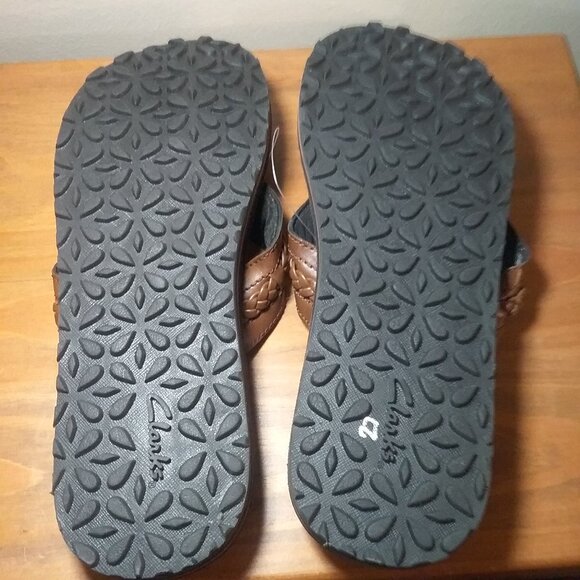 NWOT Clark's Collection Fenner Nerice Braided strap flip flop - Picture 4 of 5